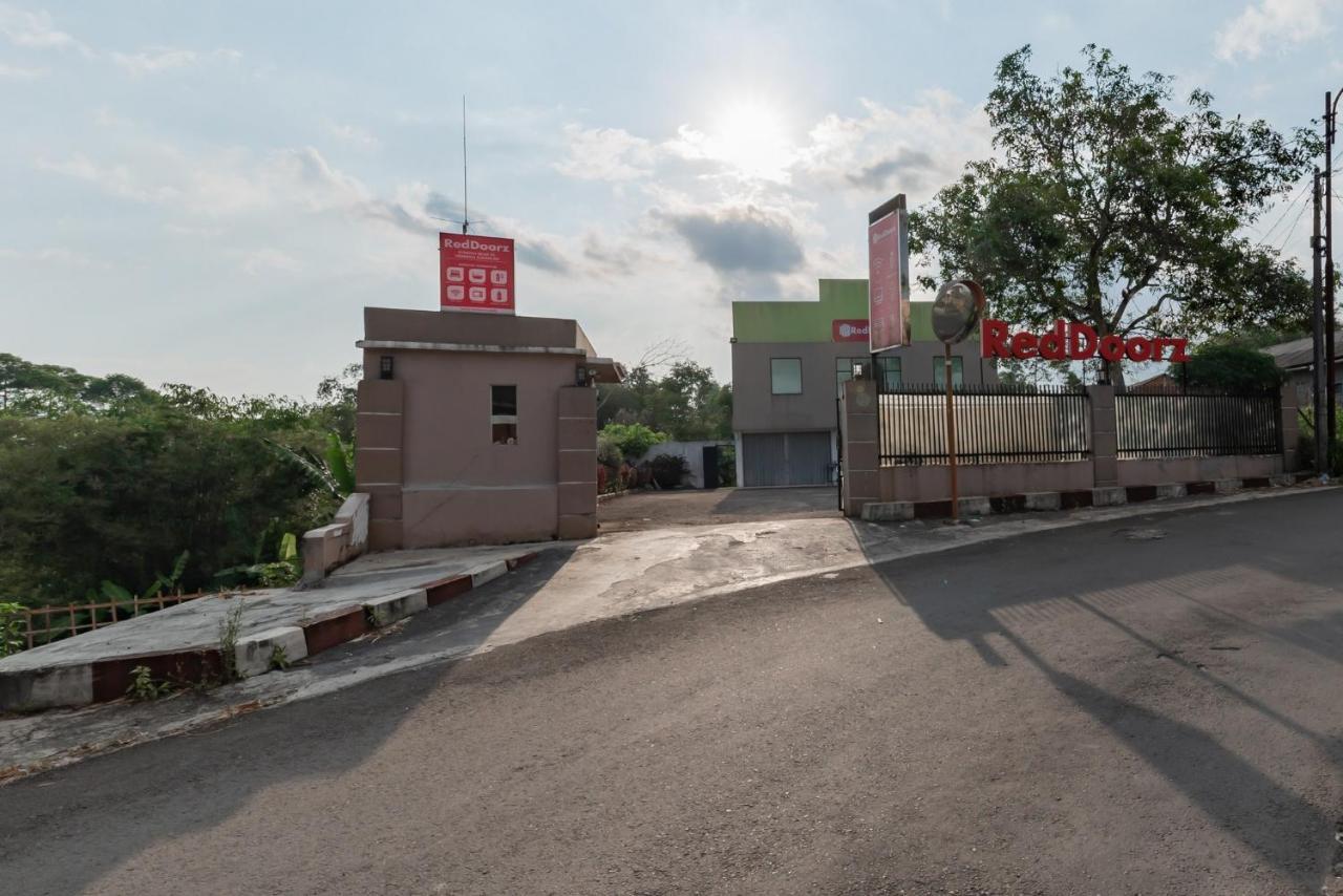 Reddoorz Syariah Near Rs Hermina Sukabumi Eksteriør bilde